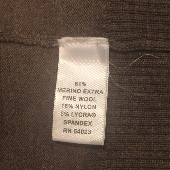 Banana Republic long sleeve merino extra fine wool cardigan in chocolate - Picture 8 of 8